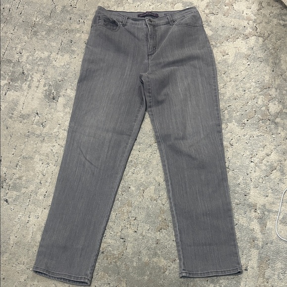 Gloria Vanderbilt Women's Gray Straight Leg Jeans - Picture 1 of 3